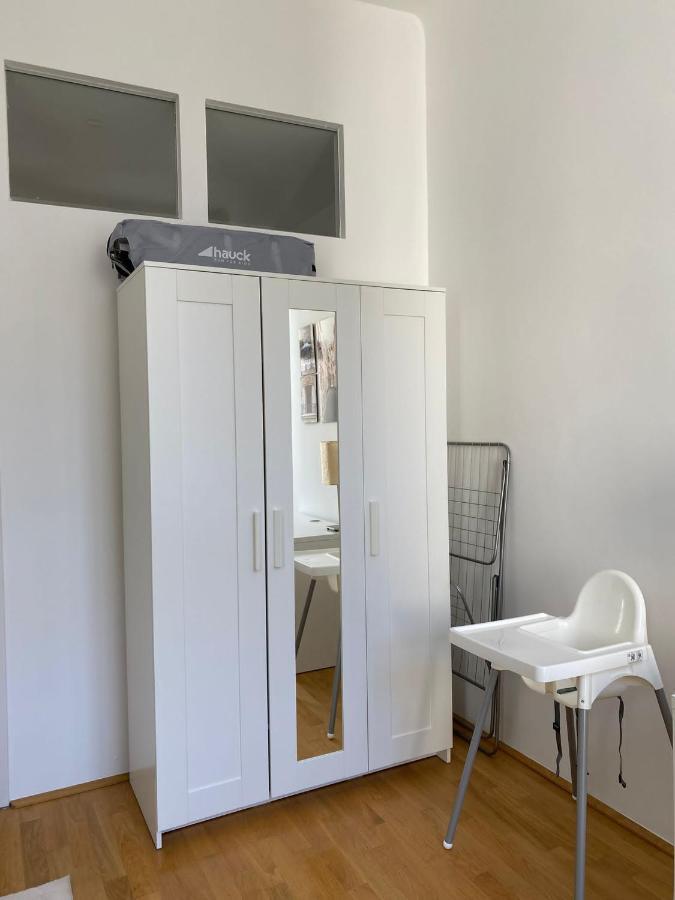 Central Two Bedroom Apartment Wenen Buitenkant foto